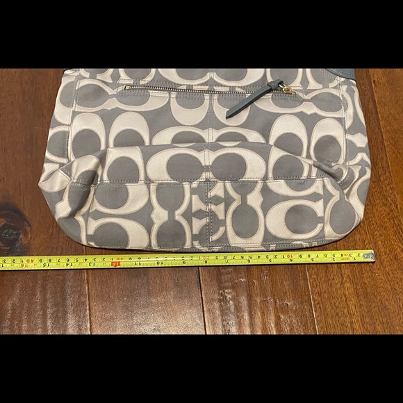 Coach taupe/grey shoulder bag - Picture 4 of 5